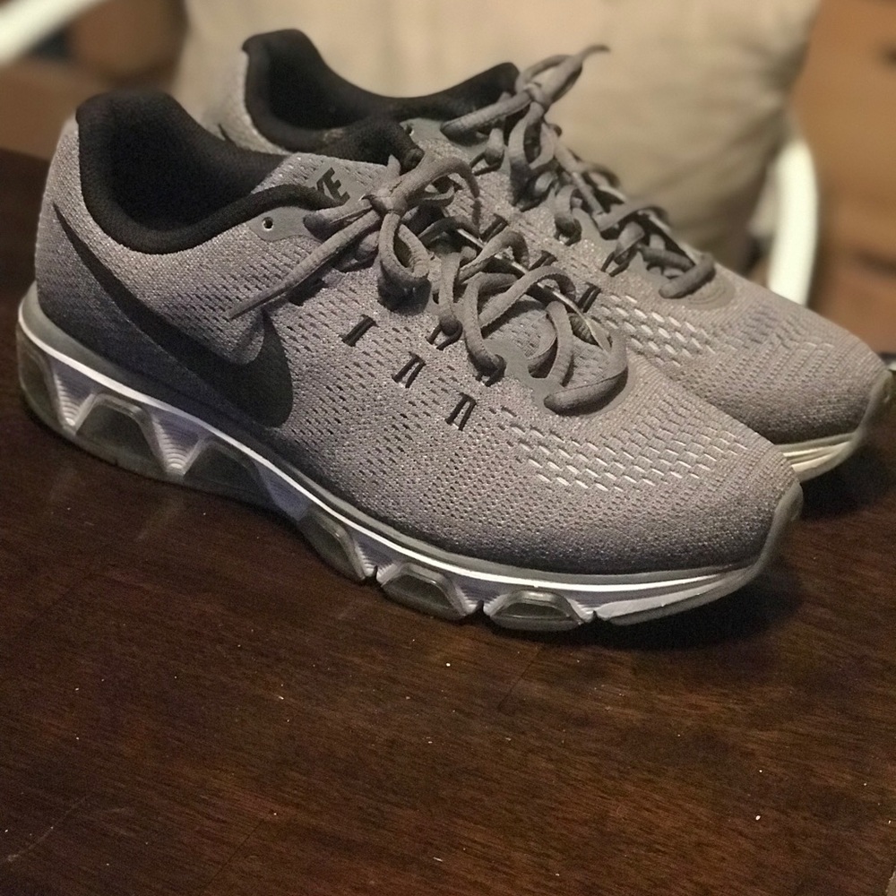 Nike Tailwind 8